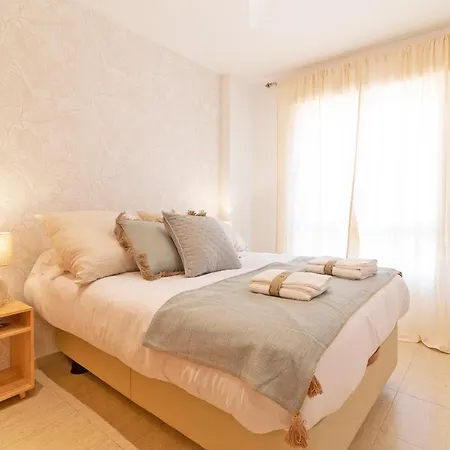 Global Properties, Con Piscina Y Terraza En La Playa De Canet Apartment *